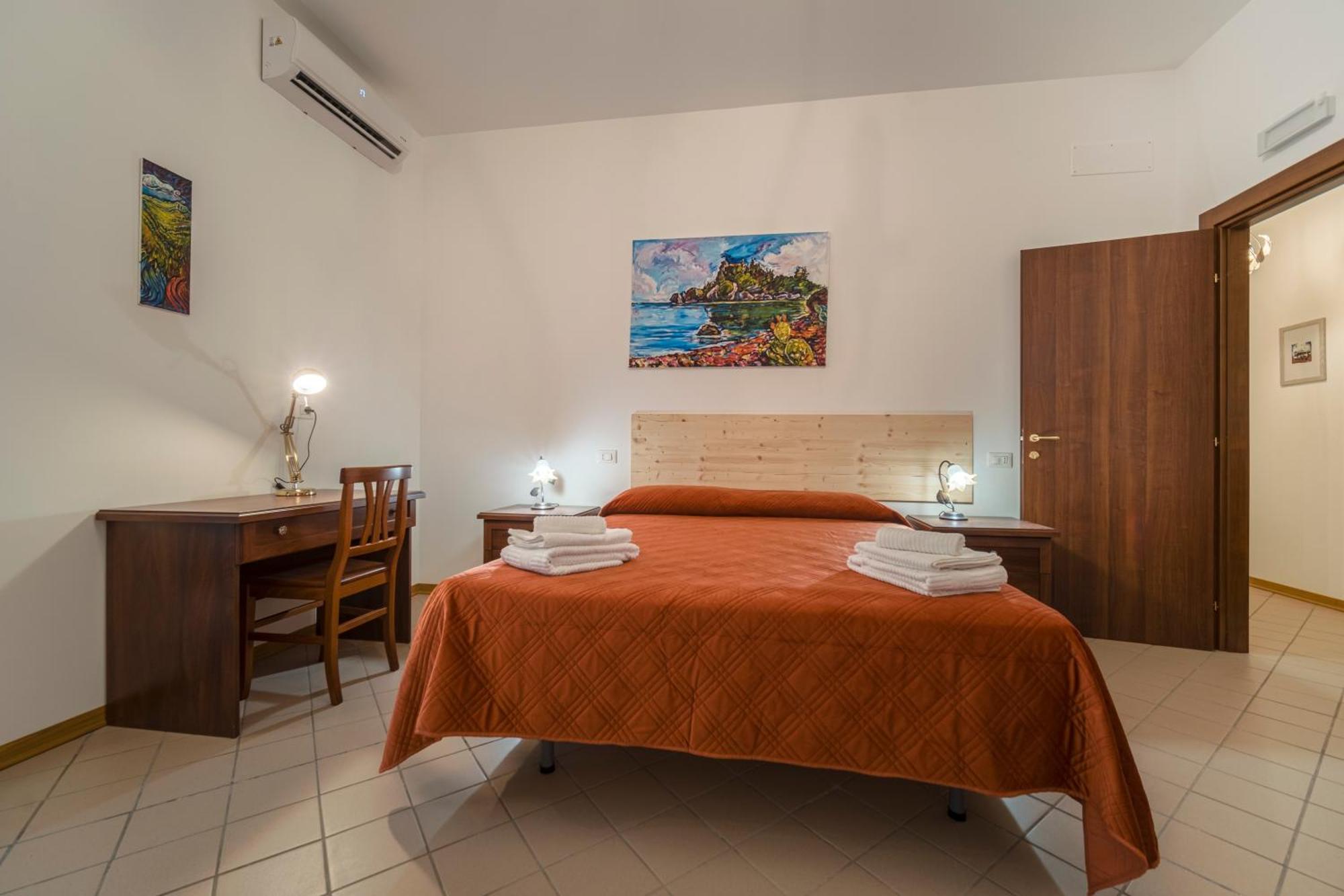 Il Vivaio Bed And Breakfast 圣泰雷萨迪里瓦 外观 照片